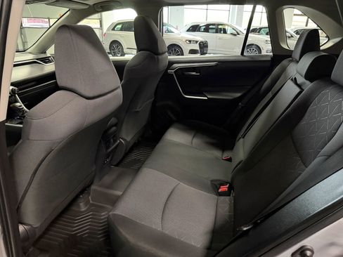 Used 2019 Toyota RAV4 XLE w/ All Weather Liner Package AWD/4WD image 15