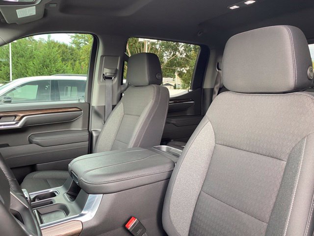 Used 2026 Chevrolet Silverado 1500 LT Trail Boss w/ Safety Package AWD/4WD image 12