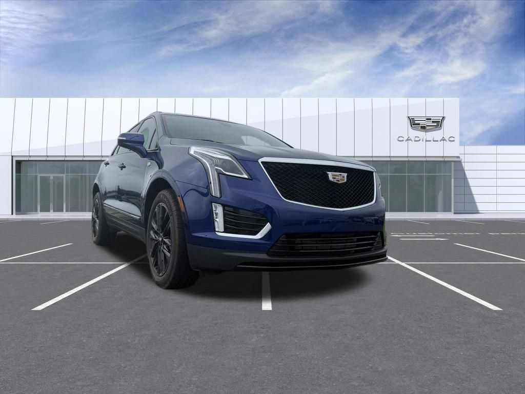 Certified 2024 Cadillac XT5 Sportv w/ LPO, Floor Liner Package AWD/4WD image 5