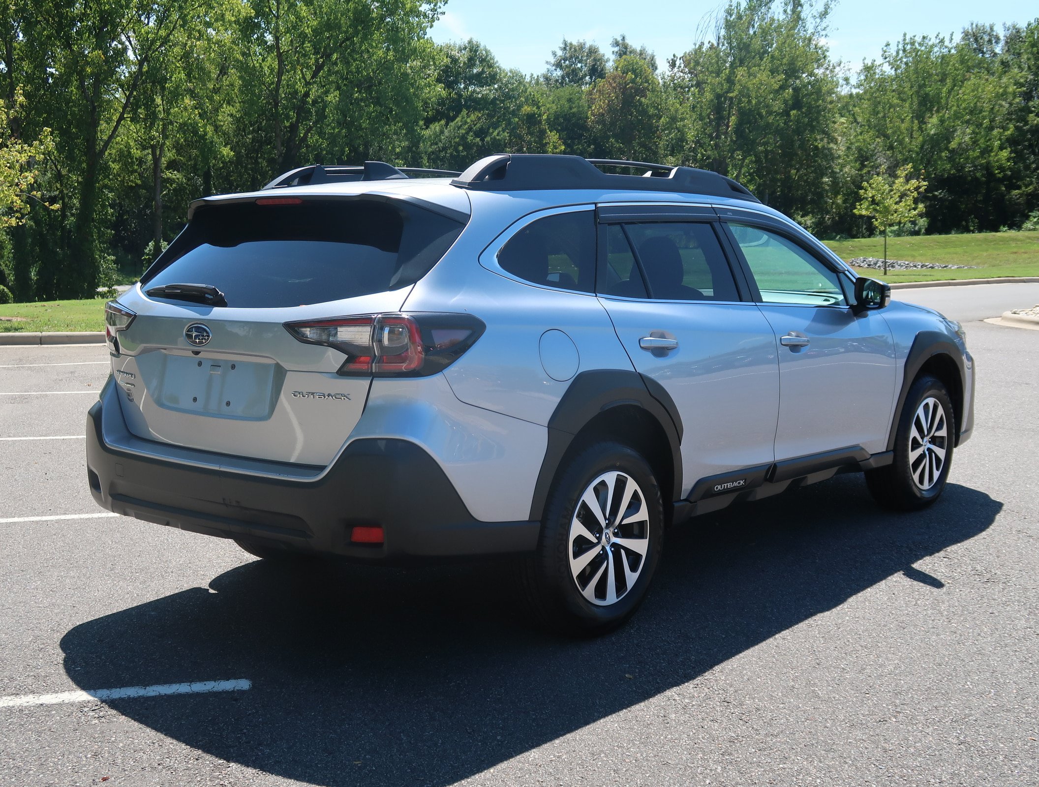 Used 2024 Subaru Outback Premium AWD/4WD image 8