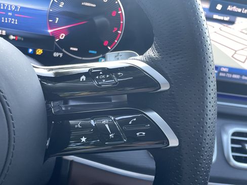 Certified 2024 Mercedes-Benz GLS 450 4MATIC image 29