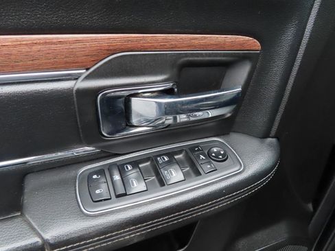 Used 2018 RAM 3500 Laramie AWD/4WD image 28