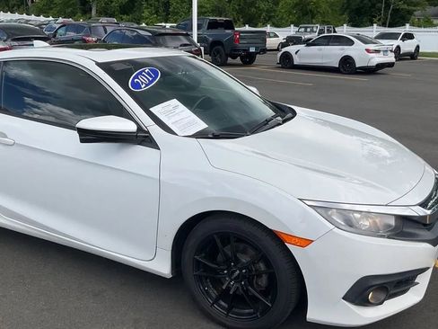 Used 2017 Honda Civic EX-L image 13