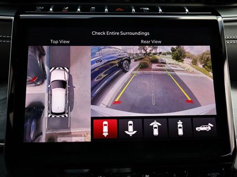 Used 2025 Jeep Grand Cherokee Limited w/ Luxury Tech Group II image 37