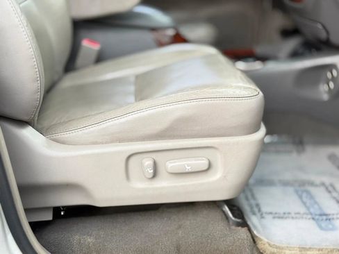 Used 2006 Toyota Sequoia Limited image 12