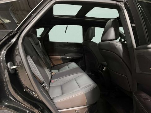 Used 2025 Lexus RX 350 w/ Convenience Package AWD/4WD image 29
