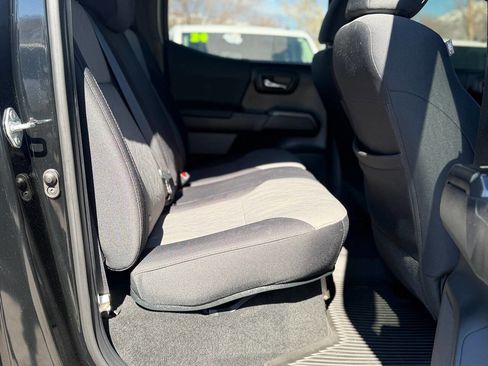 Used 2021 Toyota Tacoma TRD Sport w/ Technology Package image 54