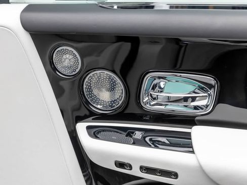 Used 2020 Rolls-Royce Phantom Extended Wheelbase RWD image 42