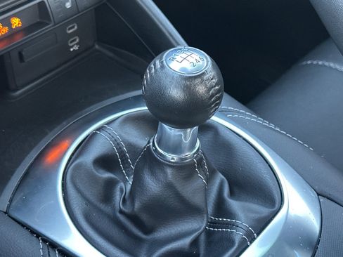 Used 2024 MAZDA MX-5 Miata RF Grand Touring w/ Weather Package image 32