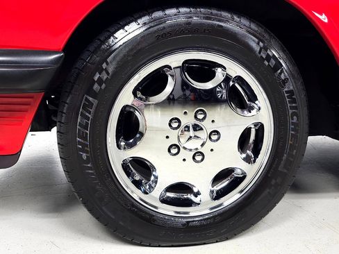 Used 1989 Mercedes-Benz 560 SL image 24