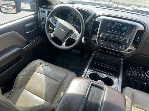 Used 2015 Chevrolet Silverado 3500 LTZ w/ Duramax Plus Package image 30