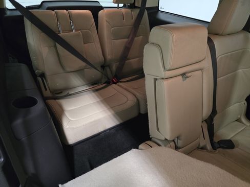 Used 2018 Ford Flex Limited image 17