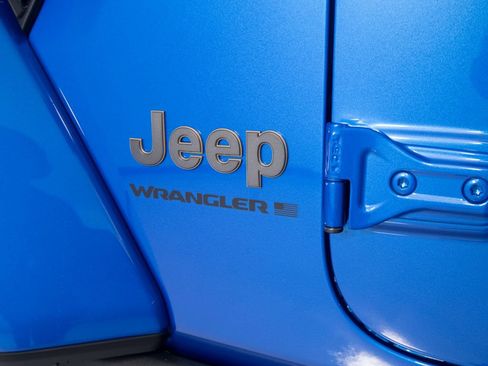 Used 2023 Jeep Wrangler Unlimited Rubicon 392 AWD/4WD image 52