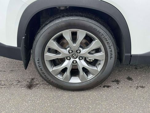 Used 2024 Toyota Grand Highlander AWD Hybrid image 10