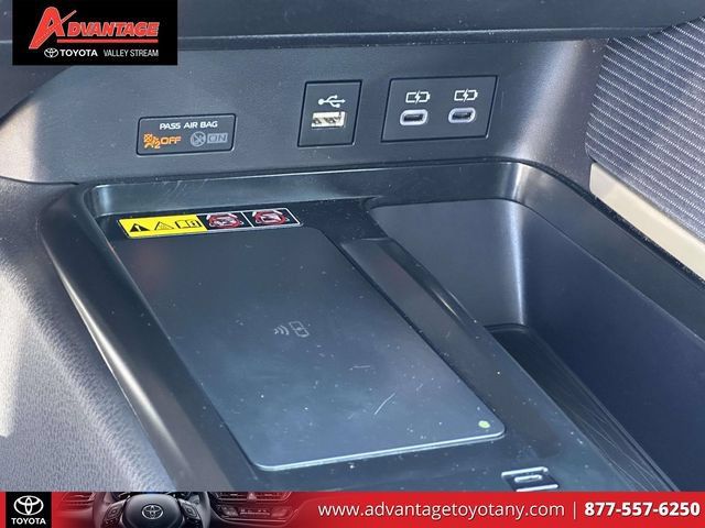 Used 2025 Toyota Camry SE w/ Multimedia Upgrade Package AWD/4WD image 36