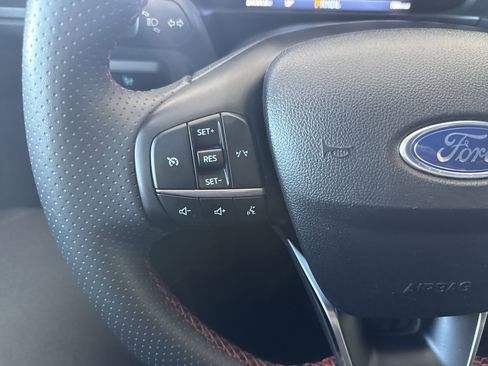 Used 2023 Ford Escape ST-Line w/ Equipment Group 301A image 30