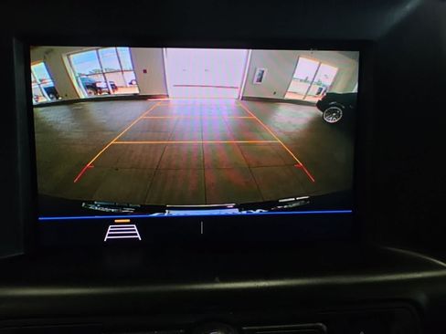 Used 2020 GMC Terrain SLE w/ Driver Convenience Package FWD image 30