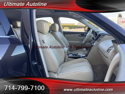 Used 2015 INFINITI QX70 2WD w/ Premium Package image 31