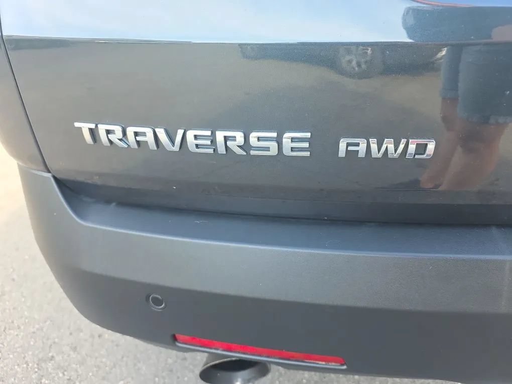 Used 2019 Chevrolet Traverse LT AWD/4WD image 16