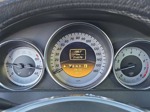 Used 2012 Mercedes-Benz C 250 Sedan image 22