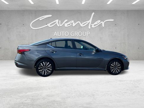 New 2026 Nissan Altima 2.5 SV FWD image 18