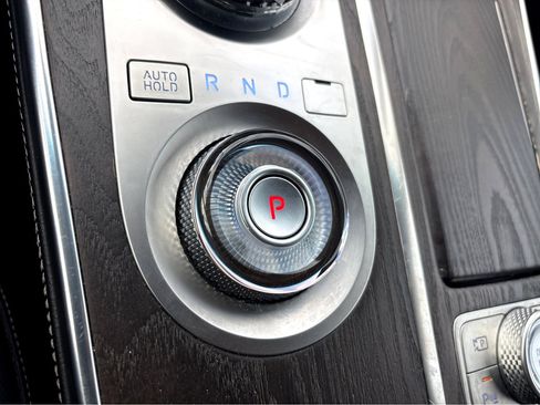 Used 2024 Genesis GV80 2.5T image 15