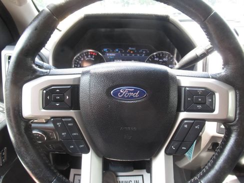 Used 2017 Ford F250 Lariat w/ Chrome Package AWD/4WD image 26
