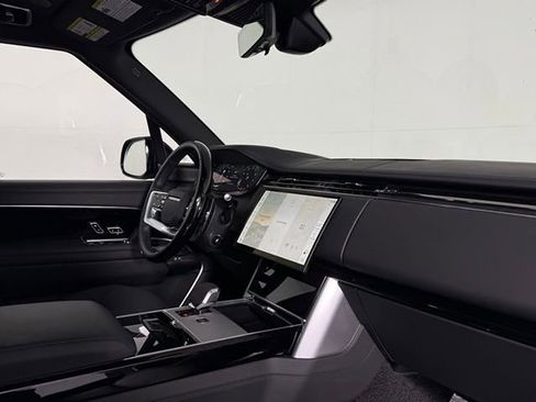 New 2025 Land Rover Range Rover Long Wheelbase SE AWD/4WD image 21