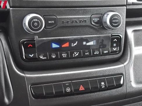 Used 2025 RAM ProMaster 2500 w/ U-Haul Equipment Group FWD image 24