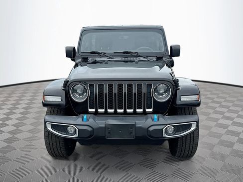 Used 2023 Jeep Wrangler Unlimited Sahara AWD/4WD image 2