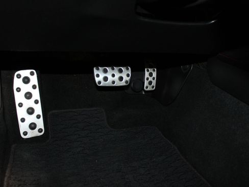 Used 2015 Scion FR-S RWD image 22