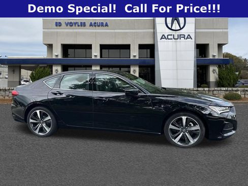 Used 2025 Acura TLX w/ Technology Package FWD image 4