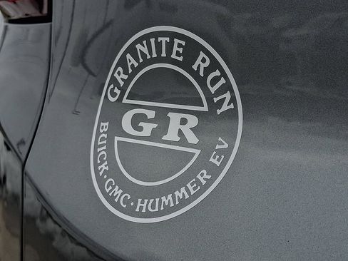 Used 2023 GMC Acadia AT4 w/ Technology Package image 37