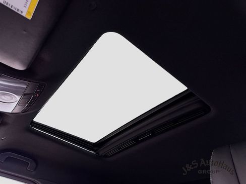 Used 2019 Mercedes-Benz G 550 w/ AMG Line image 16