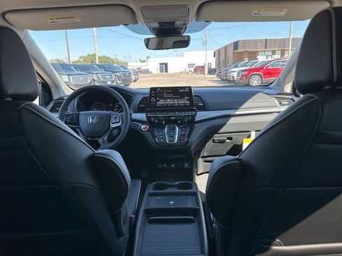 New 2026 Honda Odyssey Touring image 27