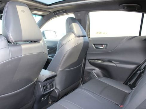 Used 2024 Toyota Venza Limited AWD/4WD image 9