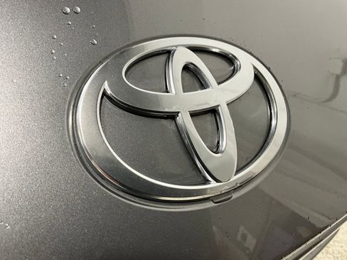 Used 2025 Toyota Camry SE w/ Multimedia Upgrade Package FWD image 27