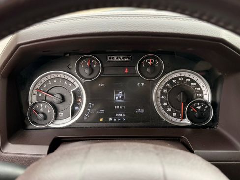 Used 2015 RAM 1500 Laramie w/ Convenience Group image 32