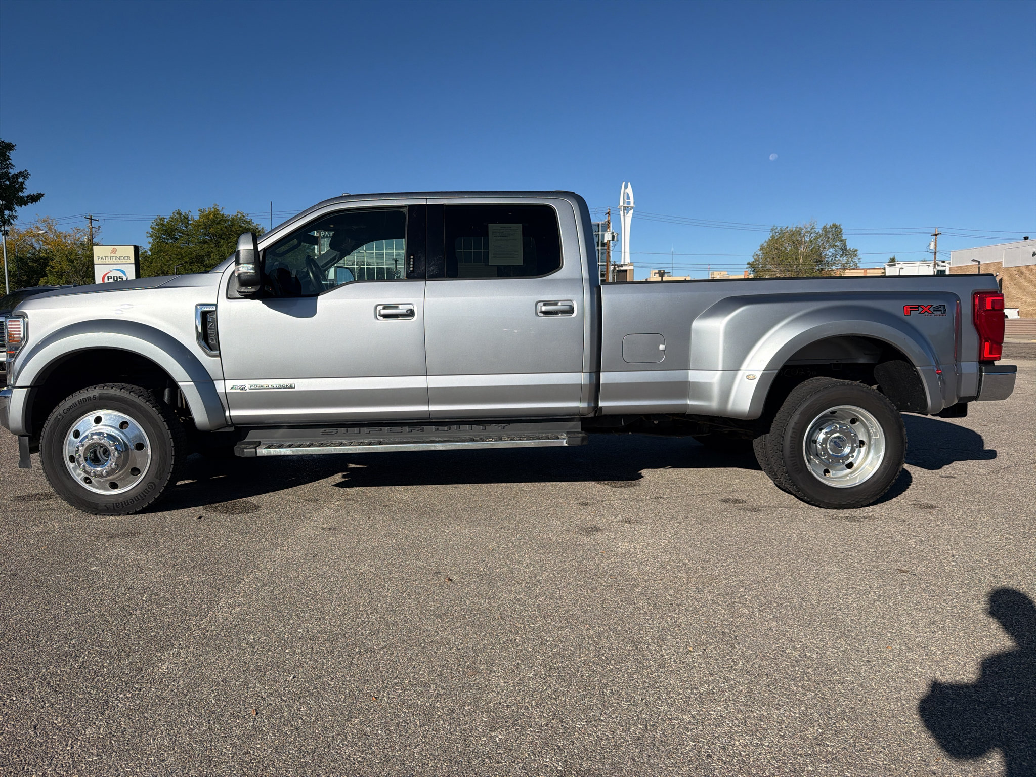 Used 2022 Ford F450 Lariat w/ FX4 Off-Road Package AWD/4WD image 2