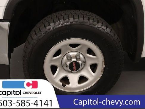 Used 2018 GMC Sierra 1500 4x4 Double Cab w/ Sierra Convenience Package image 8
