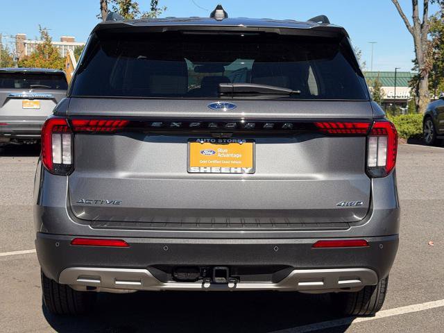 Certified 2025 Ford Explorer Active w/ Active Comfort Package AWD/4WD image 5