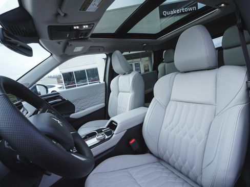 New 2026 Mitsubishi Outlander SEL AWD/4WD image 32