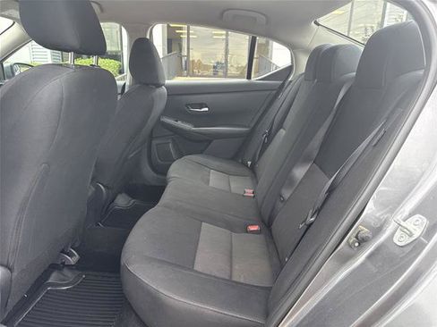 Used 2023 Nissan Sentra SV w/ All-Weather Package FWD image 5