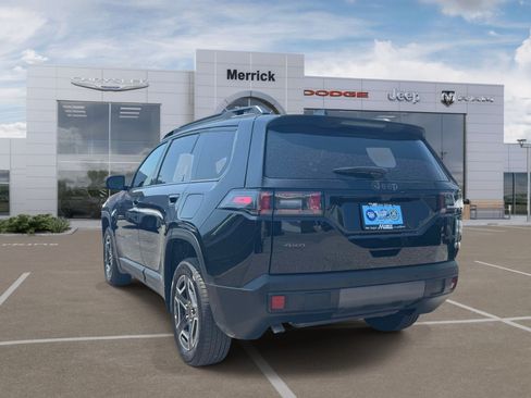 Used 2026 Jeep Cherokee Limited AWD/4WD image 8