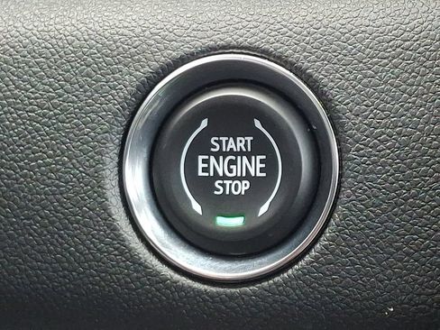 Used 2026 GMC Acadia Denali w/ Super Cruise Package AWD/4WD image 23