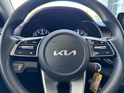 Used 2023 Kia Forte LX FWD image 22