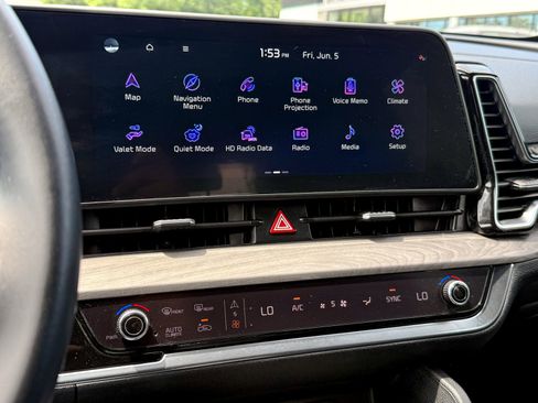 Certified 2024 Kia Sportage X-Line w/ X-Line Premium Package AWD/4WD image 19