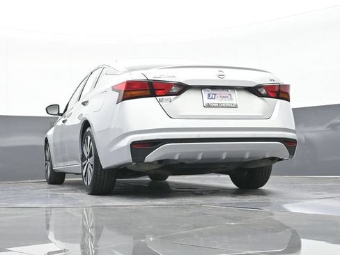 Used 2022 Nissan Altima 2.5 SV FWD image 44