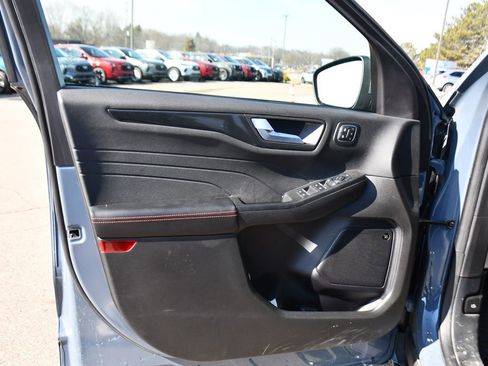 Used 2023 Ford Escape ST-Line Elite w/ Premium Technology Package AWD/4WD image 22