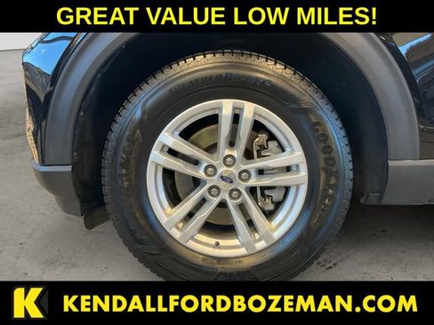 Used 2023 Ford Explorer XLT w/ Class IV Trailer Tow Package AWD/4WD image 14